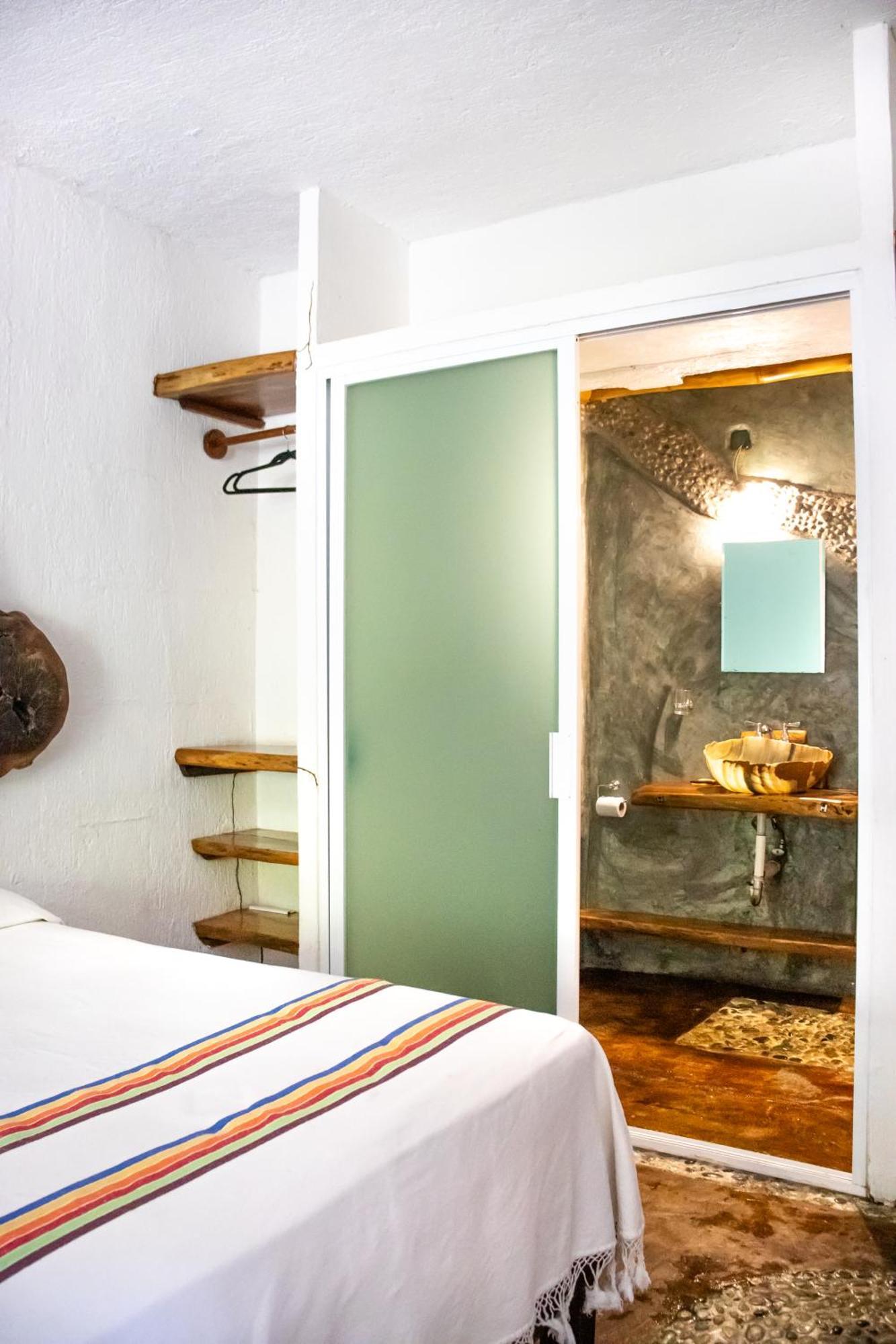 Hotel Casa Zen Galeria Y Cafe A Solo 8 Min De La Playa Santa Cruz Huatulco Ngoại thất bức ảnh